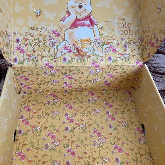 Colourpop Winnie The Poo full PR collection - Picture 3 of 3